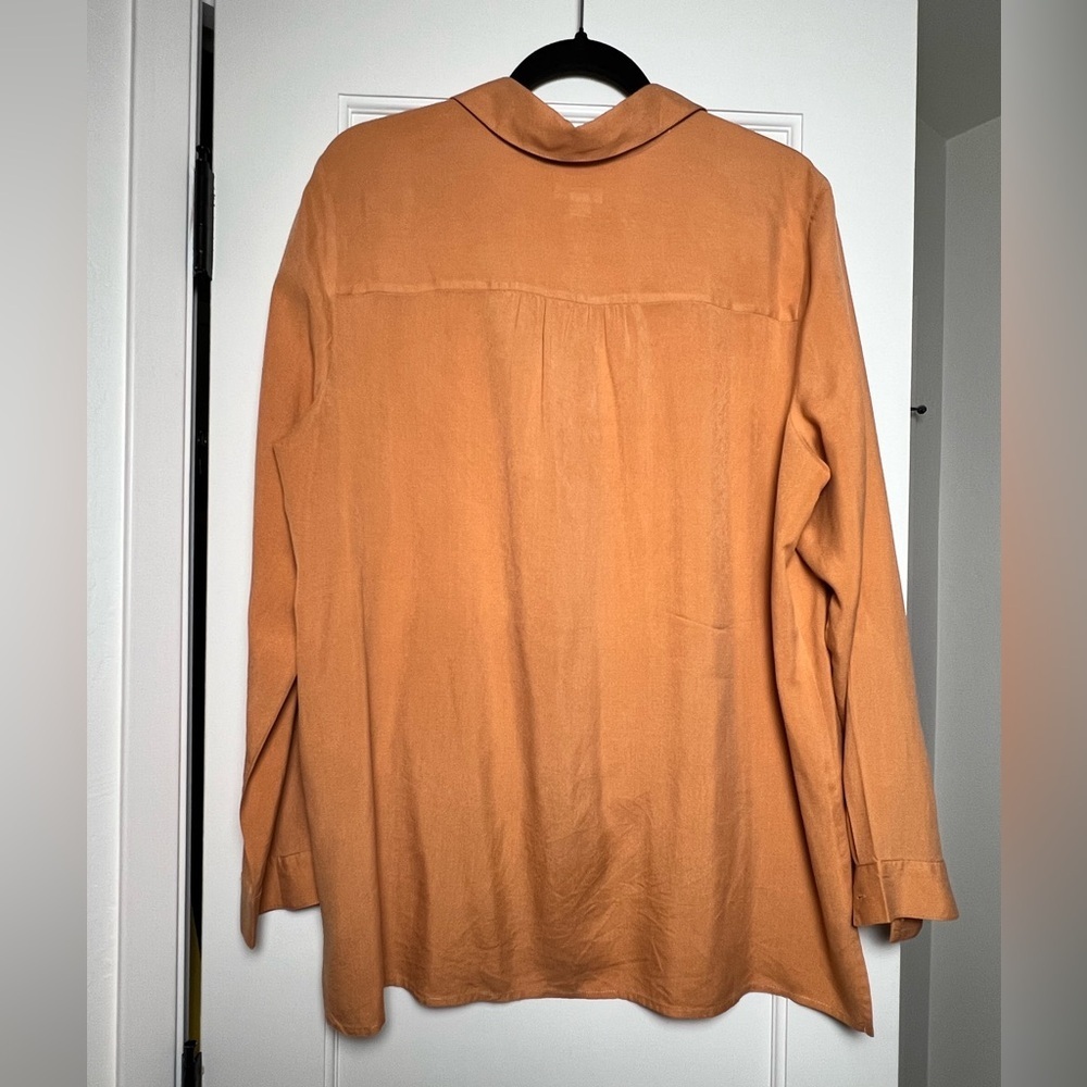 J. Jill Oversized Silk Button Down Top (Large) - Picture 3 of 4
